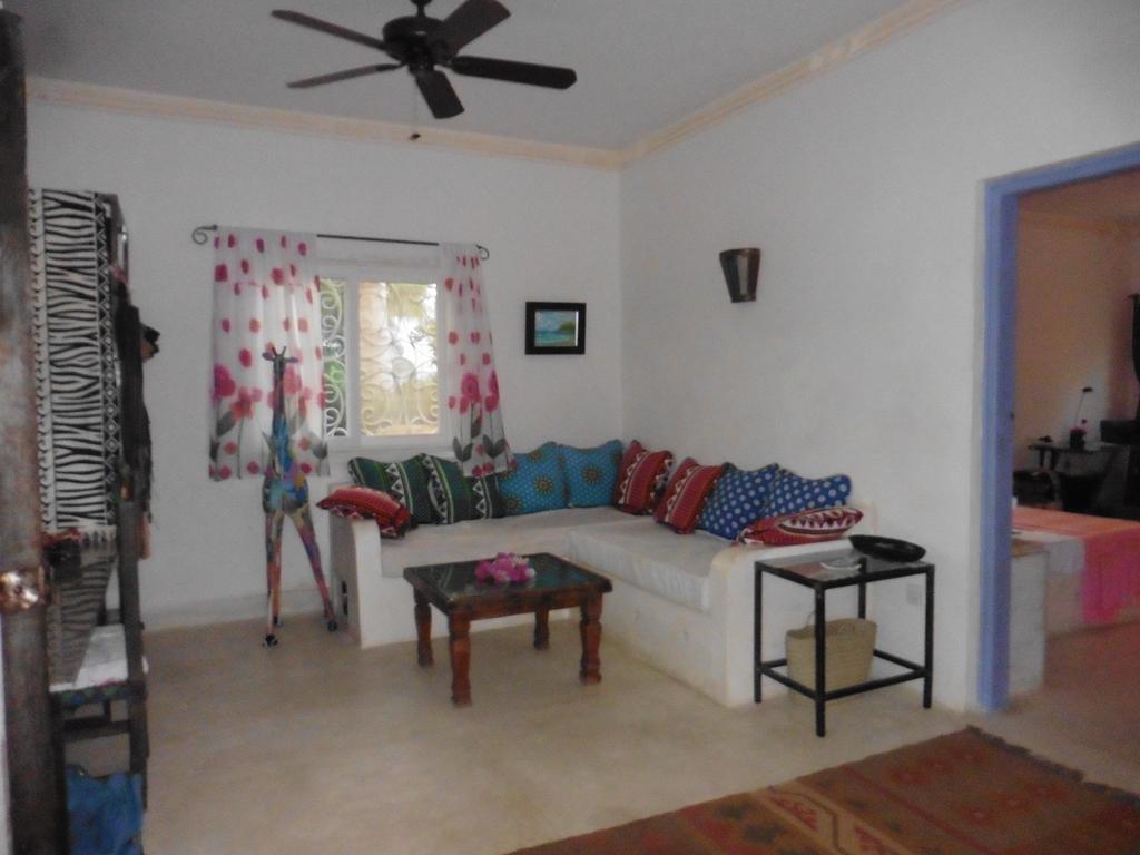 Downtown Malindi Apartment ภายนอก รูปภาพ